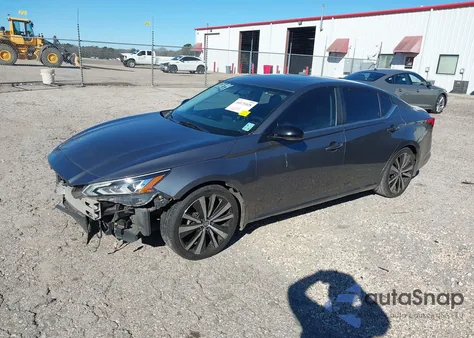 2019 Nissan Altima 2.5 Sr z USA, uszkodzony, nr VIN 1N4BL4CV9KC128646